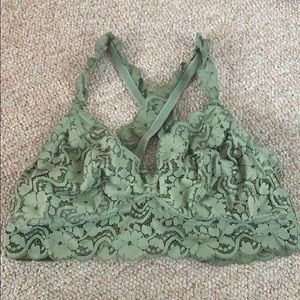 XHILIRATION RACERBACK BRALETTE